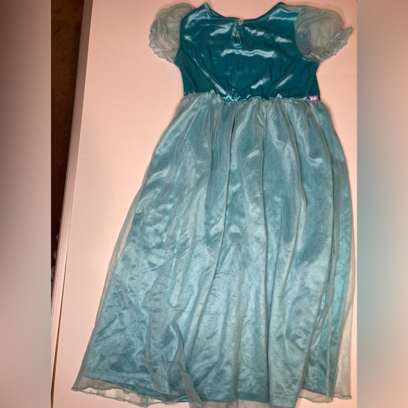 Disney frozen Elsa costume - Picture 10 of 13